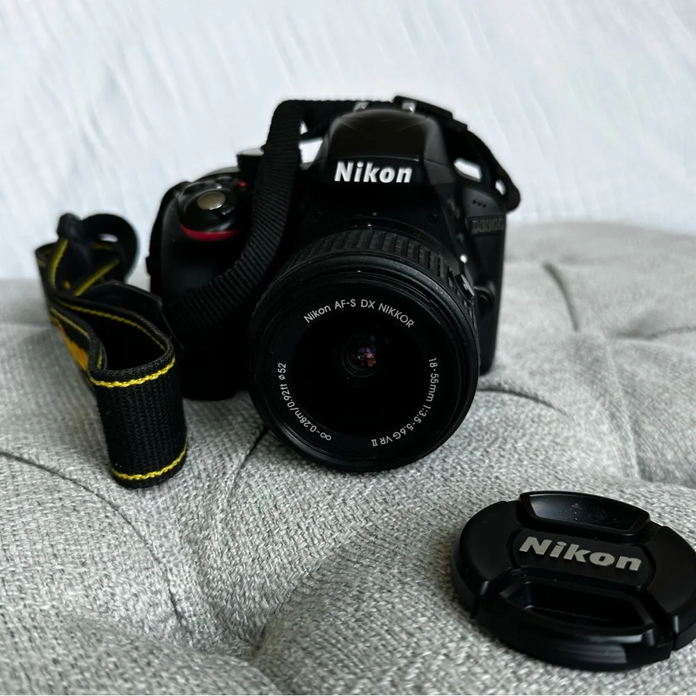 Nikon d3300 DSLR camera, 2 lenses, speed light flash and case-- all included